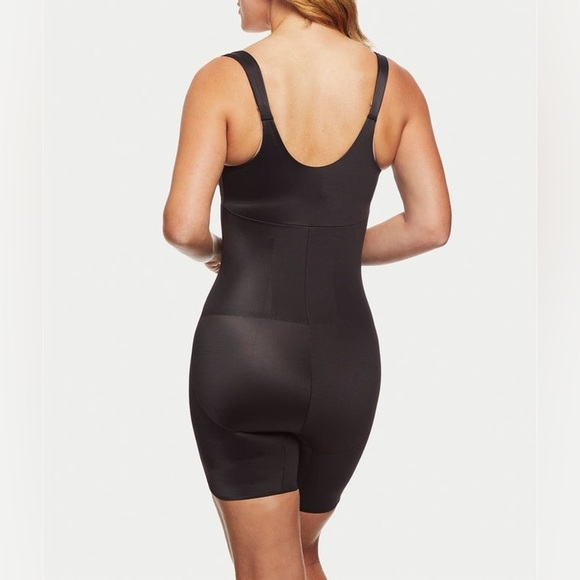 TC Fine Intimates Extra Firm Control Open-Bust Bodysuit, size L - Picture 2 of 7